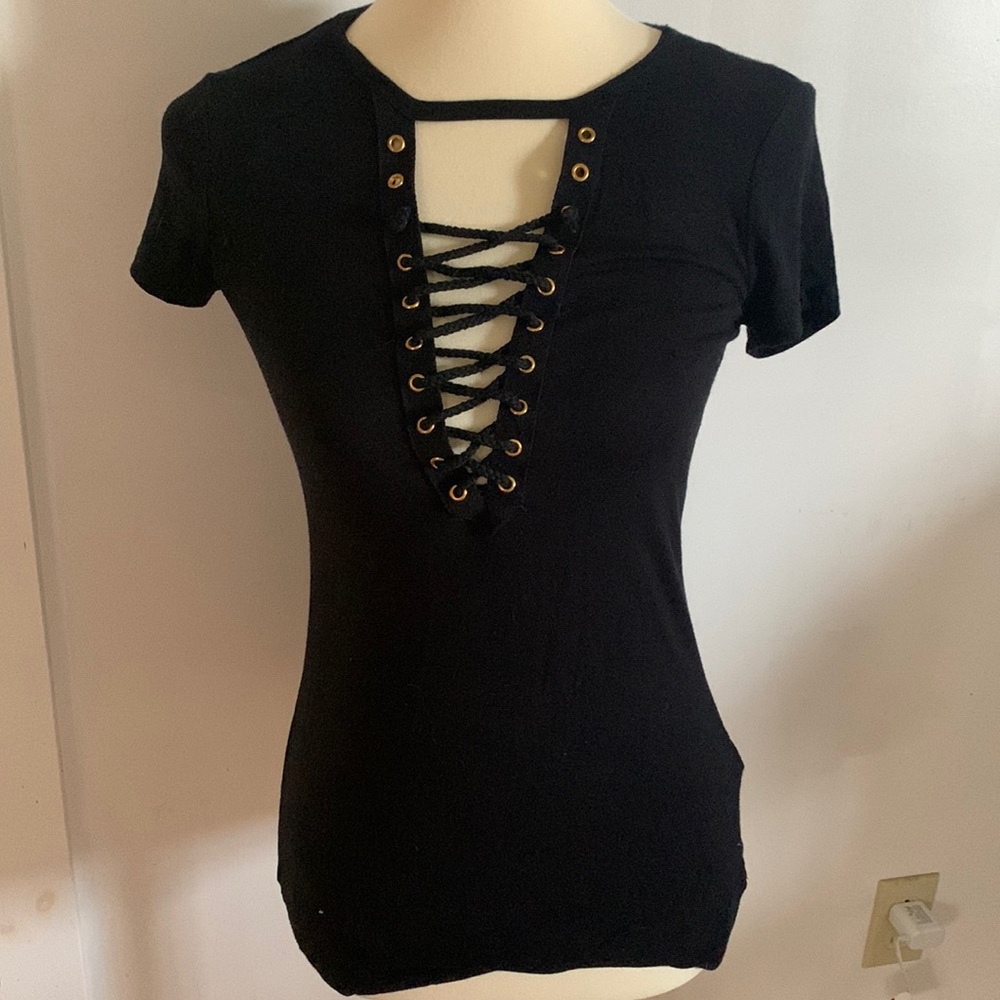 Ultra Flirt lace up tee